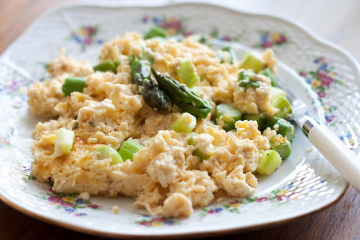 Asparagus এবং ডিম